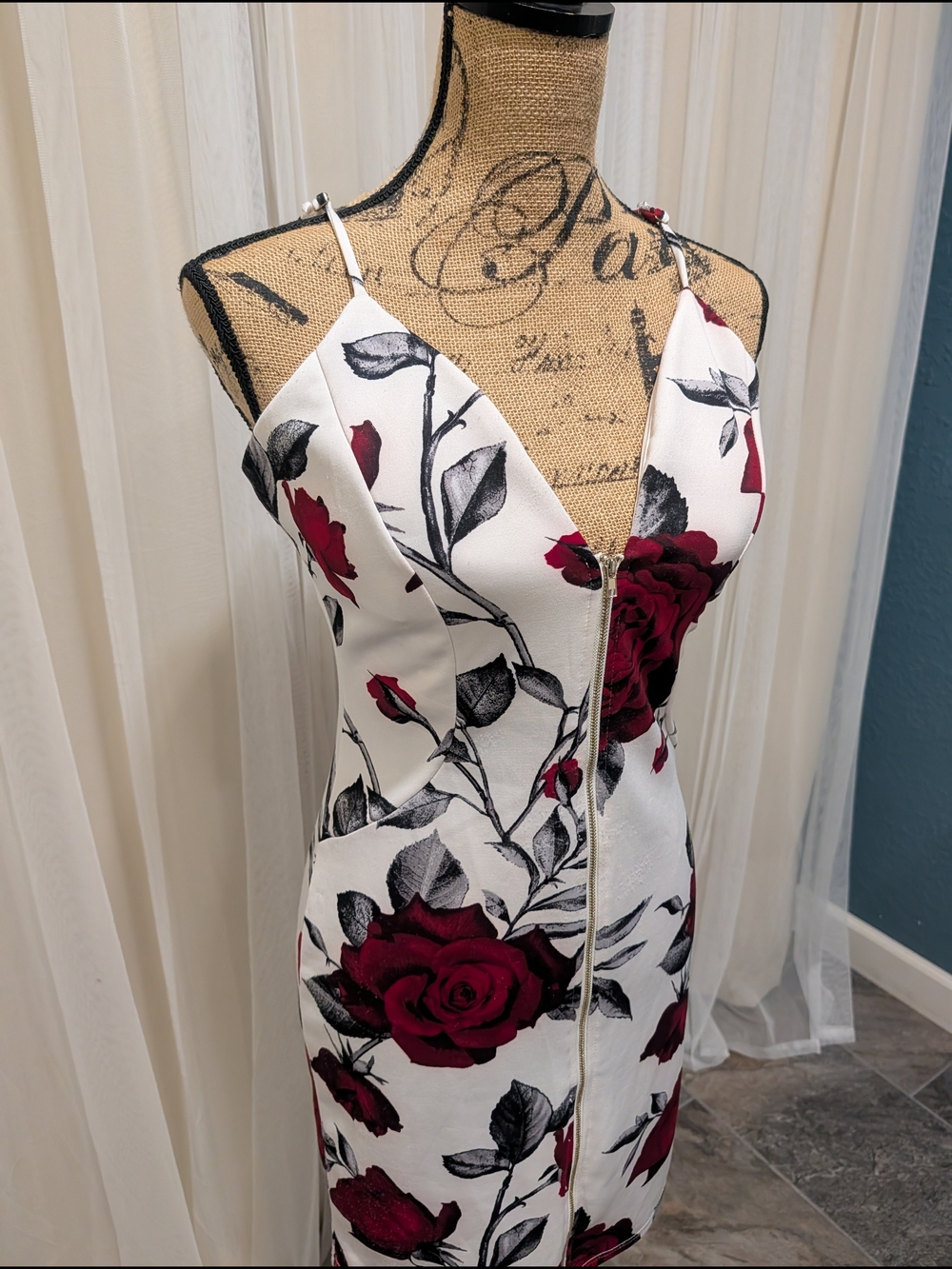 Red Rose Print Dress - Picture 3 of 6
